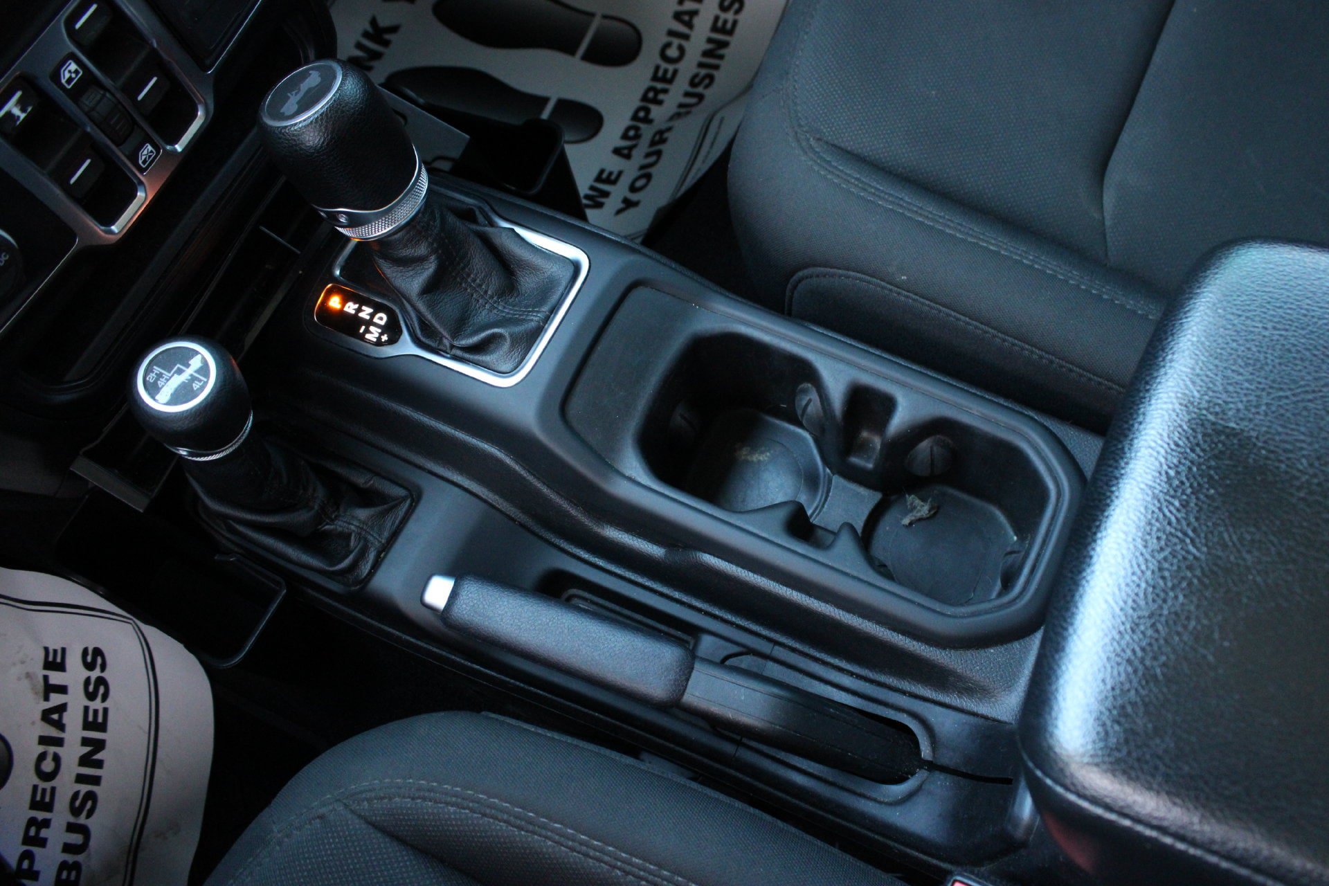 Used 2021 Jeep Wrangler Unlimited Sport AWD/4WD image 38