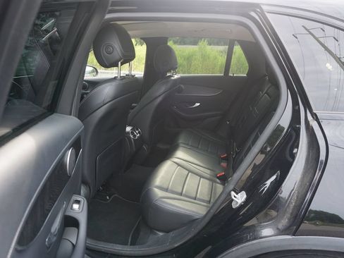 Used 2016 Mercedes-Benz GLC 300 image 12