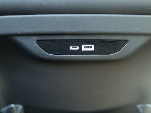Used 2026 Chrysler Pacifica Select FWD image 30