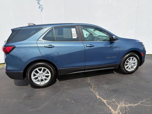 Used 2024 Chevrolet Equinox LT w/ LPO, Floor Liner Package FWD image 3