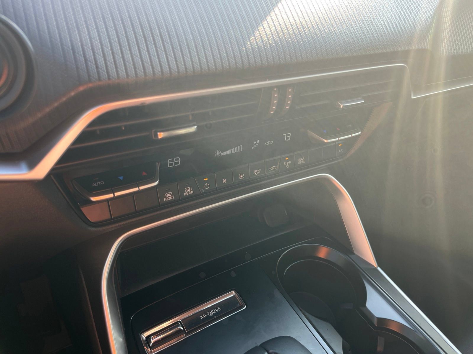 Certified 2025 MAZDA CX-90 3.3 Turbo w/ Select Package AWD/4WD image 23