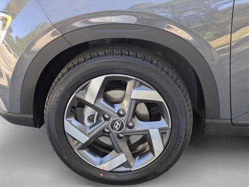 New 2026 Hyundai Venue SEL FWD image 10