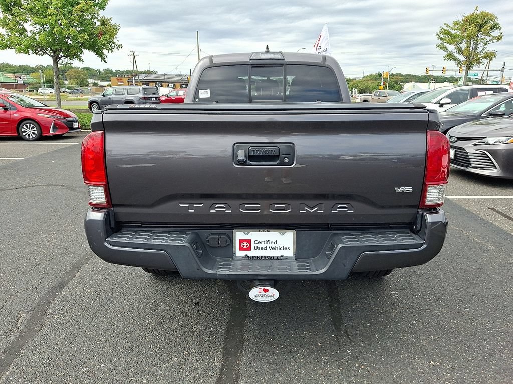 Certified 2016 Toyota Tacoma TRD Sport w/ Towing Package AWD/4WD image 5