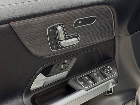 Certified 2026 Mercedes-Benz GLB 250 image 18