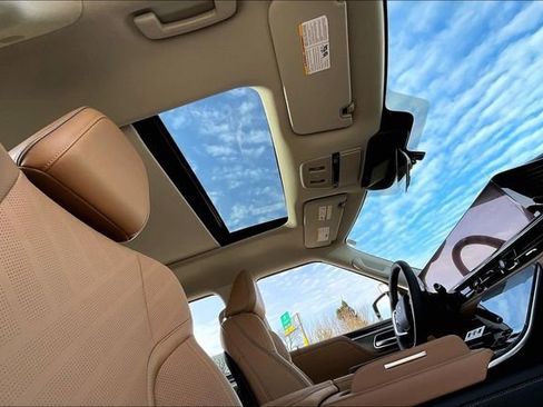 New 2026 INFINITI QX80 Luxe image 22