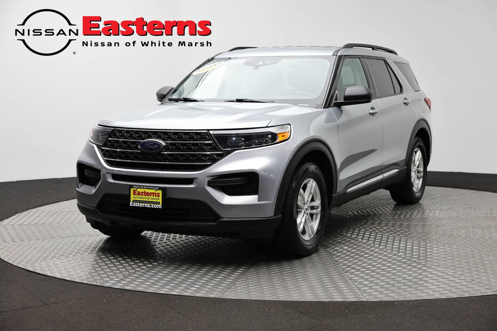 Used 2023 Ford Explorer XLT RWD image 1