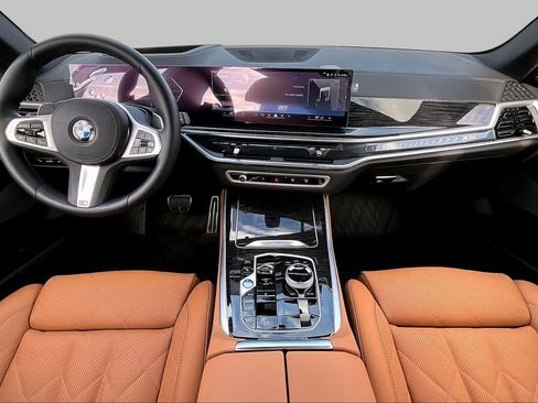Used 2026 BMW X5 sDrive40i w/ Executive Package RWD image 14