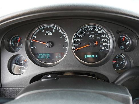 Used 2014 Chevrolet Silverado 2500 LTZ w/ LTZ Plus Package image 28