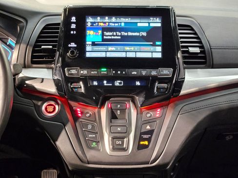 Used 2023 Honda Odyssey Sport image 16