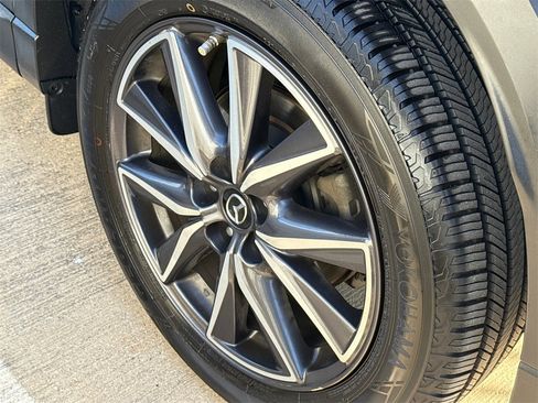 Used 2018 MAZDA CX-5 Touring w/ Preferred Equipment Package image 10