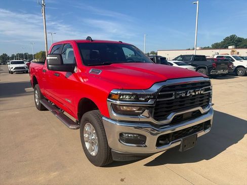 Used 2026 RAM 2500 Big Horn AWD/4WD image 5