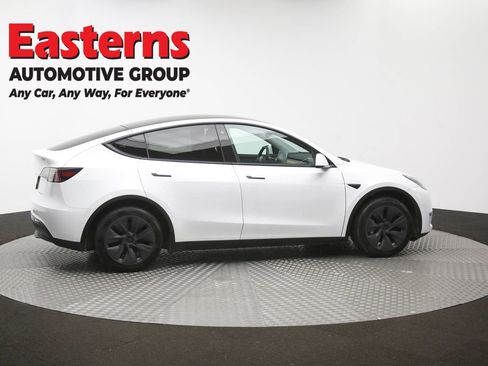 Used 2020 Tesla Model Y Long Range AWD/4WD image 37