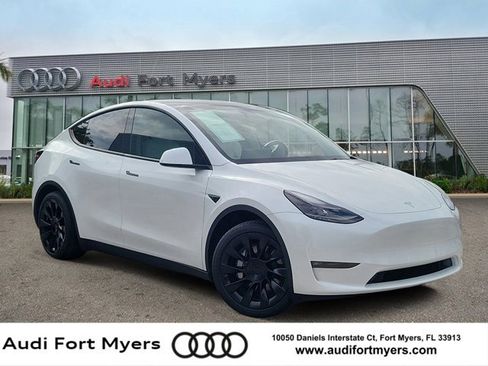 Used 2023 Tesla Model Y Long Range image 1