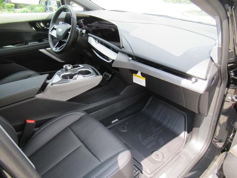 New 2027 Cadillac Optiq Premium Sport RWD image 10