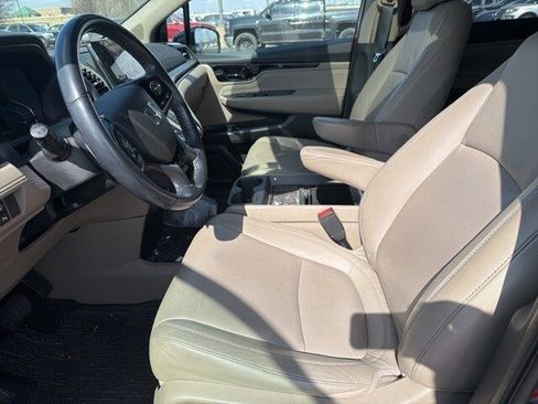 Used 2022 Honda Odyssey Touring image 5