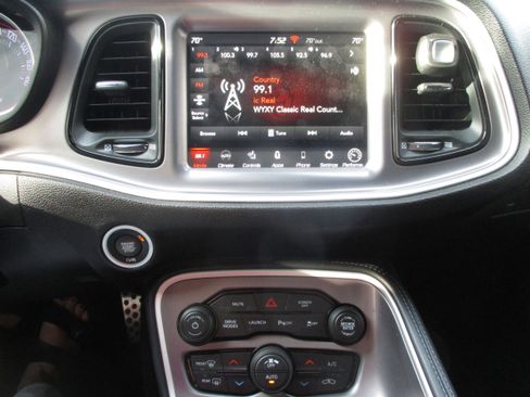 Used 2021 Dodge Challenger R/T Scat Pack RWD image 13
