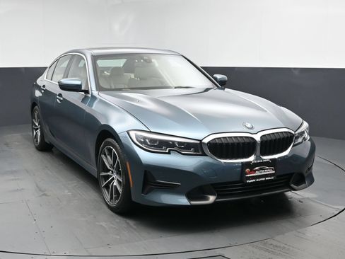 Used 2021 BMW 330i xDrive Sedan w/ Driving Assistance Package AWD/4WD image 2