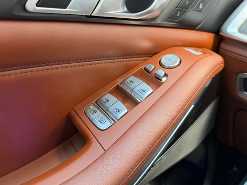 Used 2024 BMW X7 xDrive40i w/ Executive Package image 24