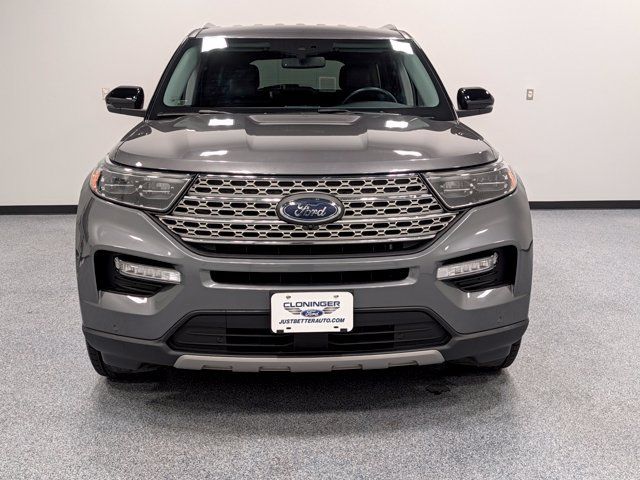 Used 2023 Ford Explorer Limited w/ Equipment Group 301A AWD/4WD image 3