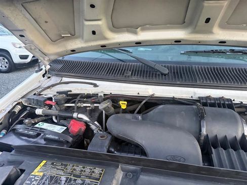 Used 2013 Ford E-350 and Econoline 350 Super Duty w/ Commercial Cargo Van Pkg image 39