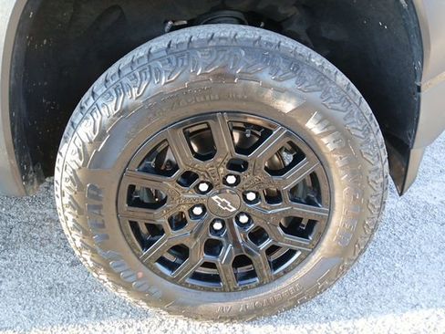 Used 2024 Chevrolet Colorado Trail Boss image 54