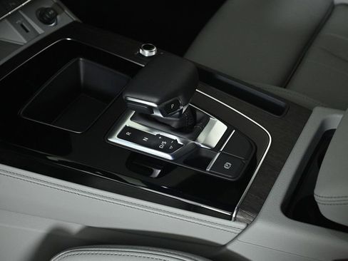 Used 2025 Audi Q5 2.0T Premium Plus w/ Premium Plus Package image 20