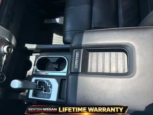 Used 2017 Toyota Tundra Limited w/ Limited Premium Package AWD/4WD image 17