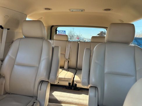 Used 2013 GMC Yukon Denali image 23