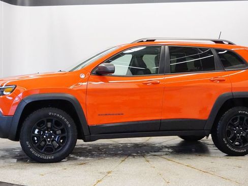 Certified 2021 Jeep Cherokee Trailhawk w/ Sun, Sound & Nav Group image 2