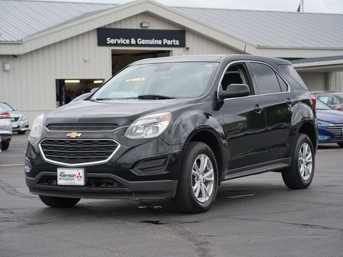Used 2017 Chevrolet Equinox LS AWD/4WD image 7
