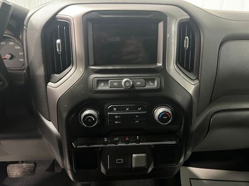 Used 2019 Chevrolet Silverado 1500 Custom Trail Boss w/ Custom Convenience Package image 7