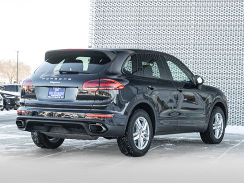 Used 2018 Porsche Cayenne image 4