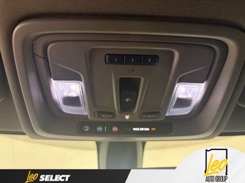 Used 2021 GMC Sierra 1500 SLE w/ Preferred Package AWD/4WD image 21