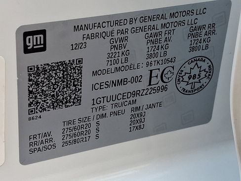 Used 2024 GMC Sierra 1500 Elevation w/ Elevation Premium Package AWD/4WD image 29