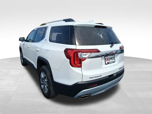 Used 2023 GMC Acadia SLT AWD/4WD image 8