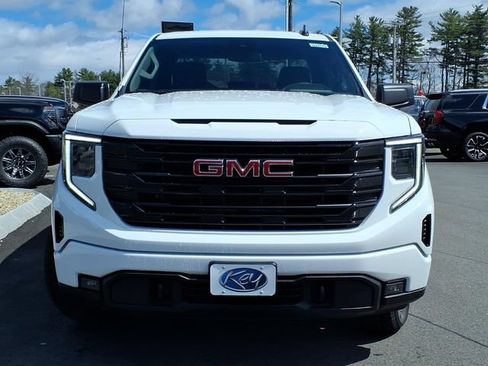 New 2026 GMC Sierra 1500 Elevation AWD/4WD image 2