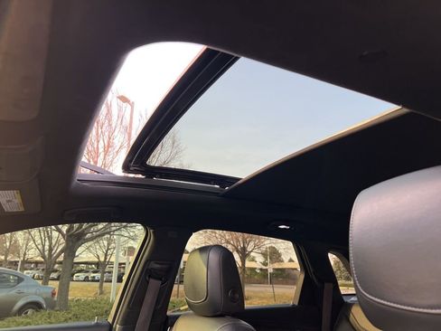 Used 2021 Cadillac XT5 Sportv w/ Platinum Package image 15