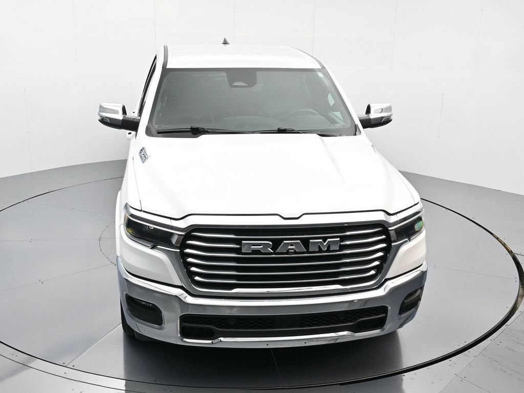 Used 2025 RAM 1500 Laramie AWD/4WD image 33