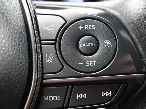 Used 2022 Toyota Camry SE FWD image 20
