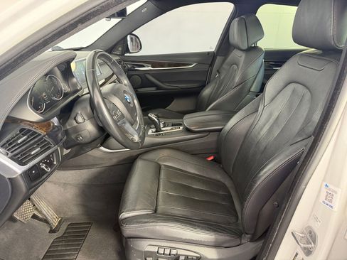 Used 2017 BMW X6 sDrive35i w/ Premium Package RWD image 5