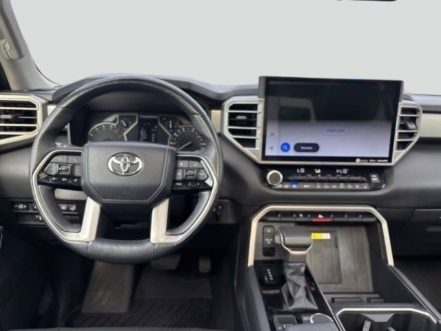 Used 2022 Toyota Tundra Limited AWD/4WD image 17