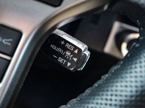 Used 2023 Toyota Tacoma SR5 w/ Technology Package image 25