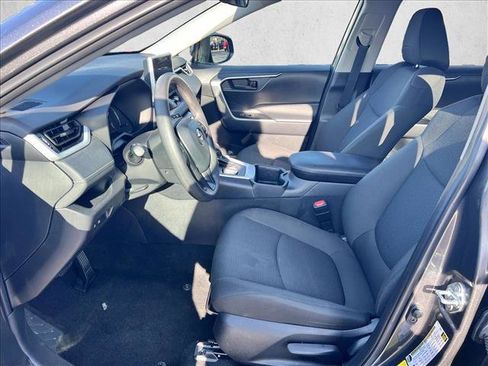 Used 2025 Toyota RAV4 LE image 8