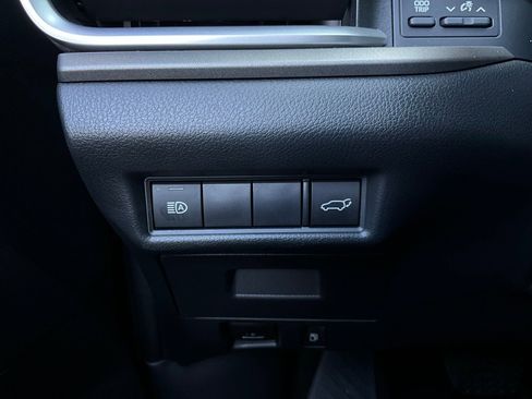 Used 2025 Toyota Grand Highlander FWD image 23