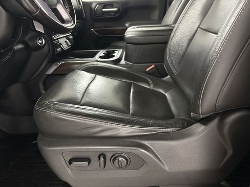 Used 2020 GMC Sierra 1500 SLT w/ SLT Convenience Package image 12