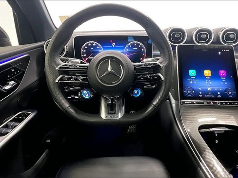 Used 2025 Mercedes-Benz GLC 43 AMG 4MATIC image 5