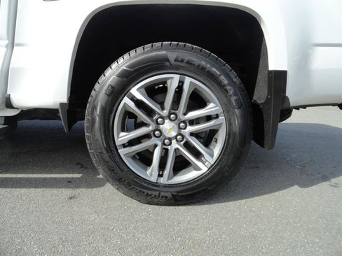 Used 2021 Chevrolet Colorado W/T w/ Custom Special Edition AWD/4WD image 9