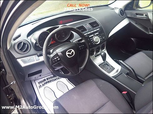 Used 2010 MAZDA MAZDA3 i Touring image 8