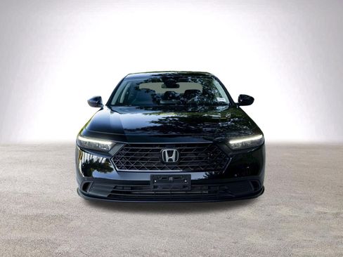 Used 2025 Honda Accord LX image 3