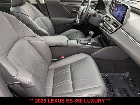 Used 2025 Lexus ES 350 350 Luxury w/ Accessory Package (Z2) image 29